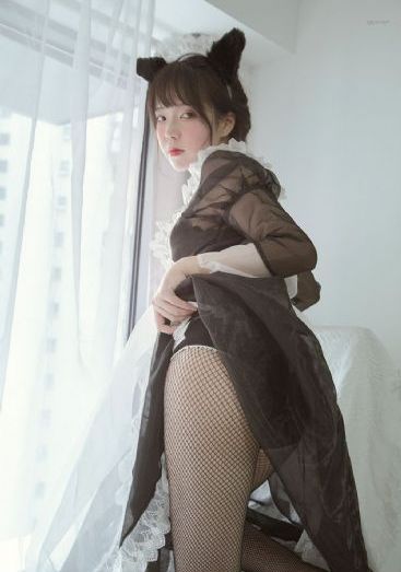 美女下部私部位撒尿