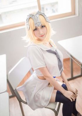 八头身美女